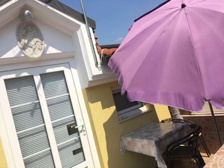 Apartmani Djura Selce Buitenkant foto