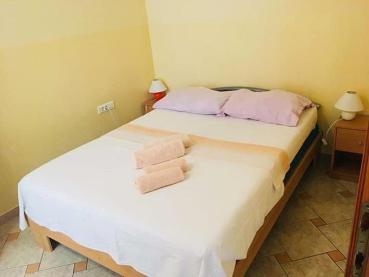 Apartmani Djura Selce Buitenkant foto